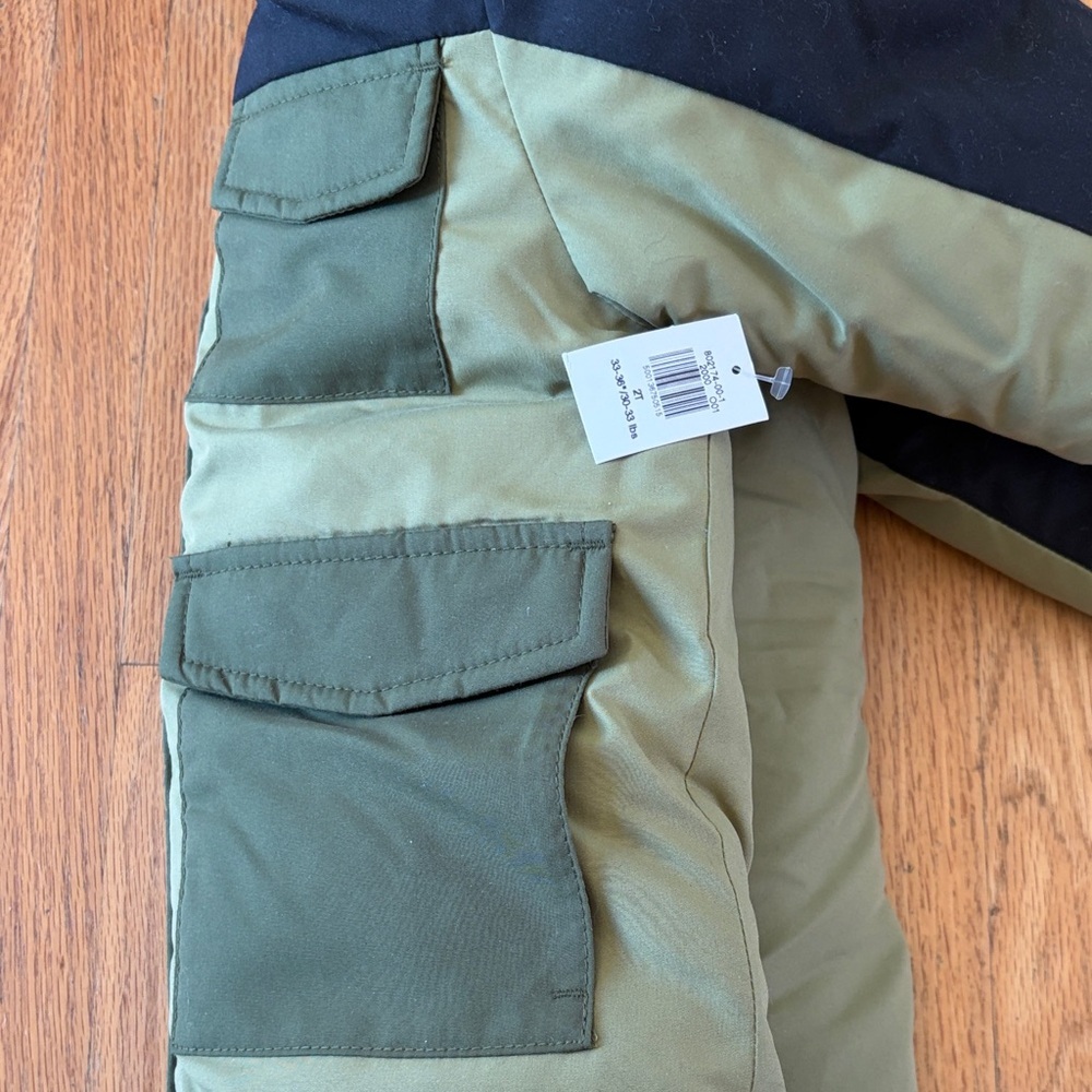 Old Navy Kids Hooded Puffer Jacket - Green and Black - Picture 5 of 5